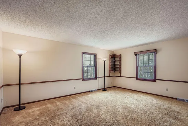 $595,000 | 34615 Skunk Hollow Avenue, Cannon Falls, MN 55009