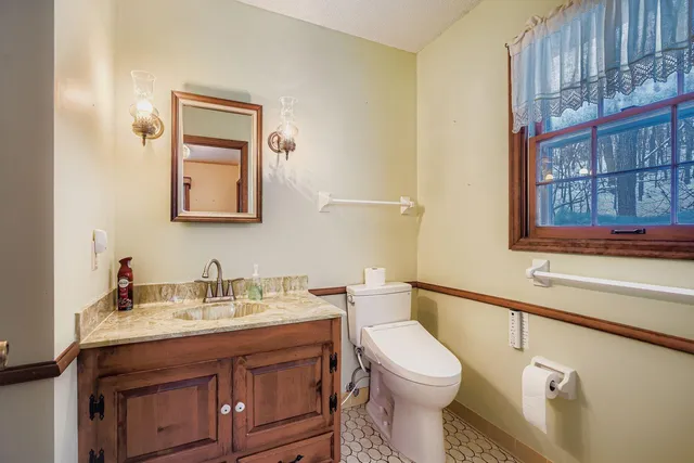 $595,000 | 34615 Skunk Hollow Avenue, Cannon Falls, MN 55009