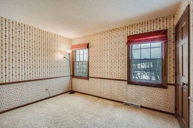 $595,000 | 34615 Skunk Hollow Avenue, Cannon Falls, MN 55009