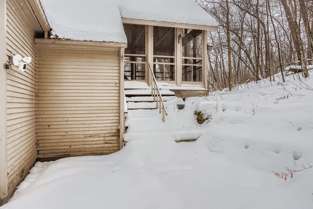 $595,000 | 34615 Skunk Hollow Avenue, Cannon Falls, MN 55009