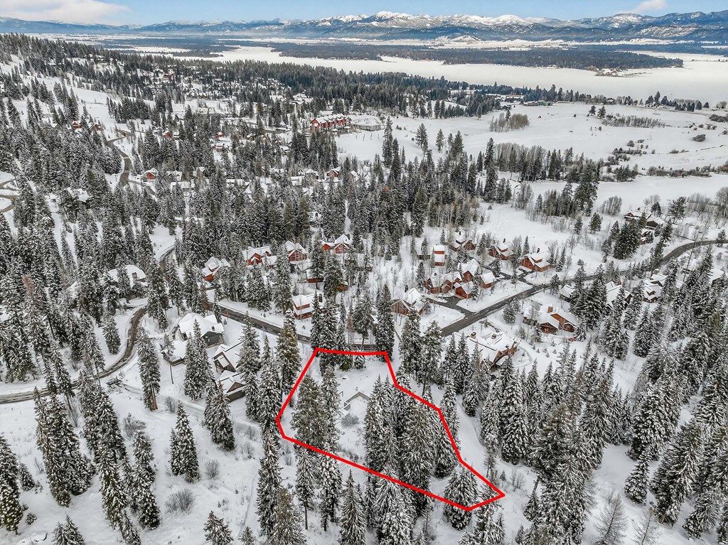 53 Pinnacle Court, Unit 60 Cascade, ID 83611 - Photo 14 of 18