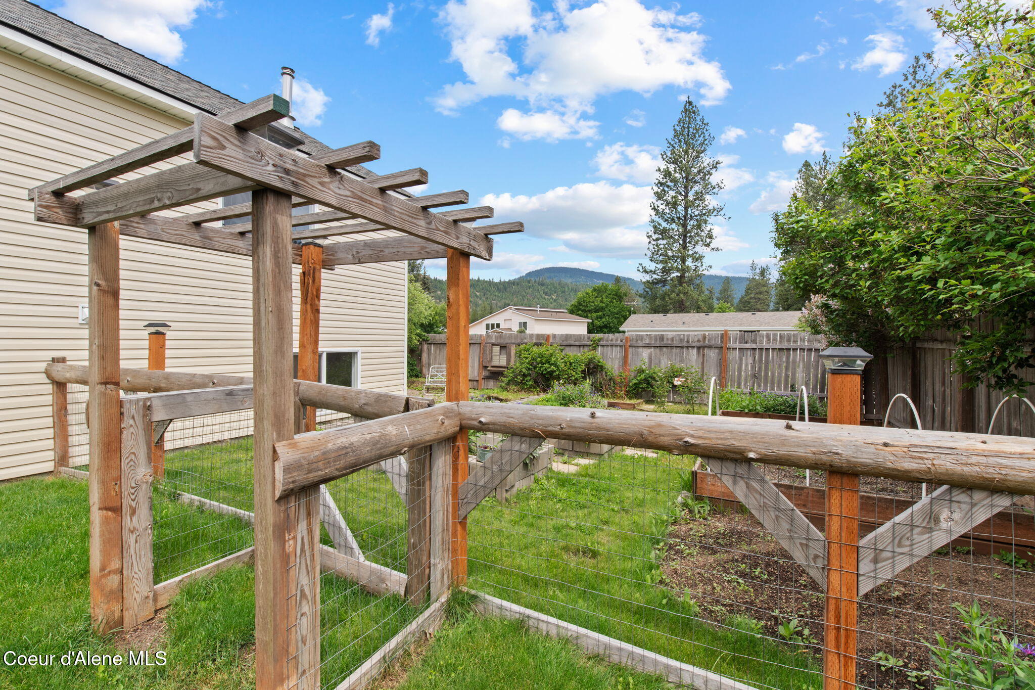 14364 Cascade Street Rathdrum, ID 83858 - Photo 6 of 36 Garden