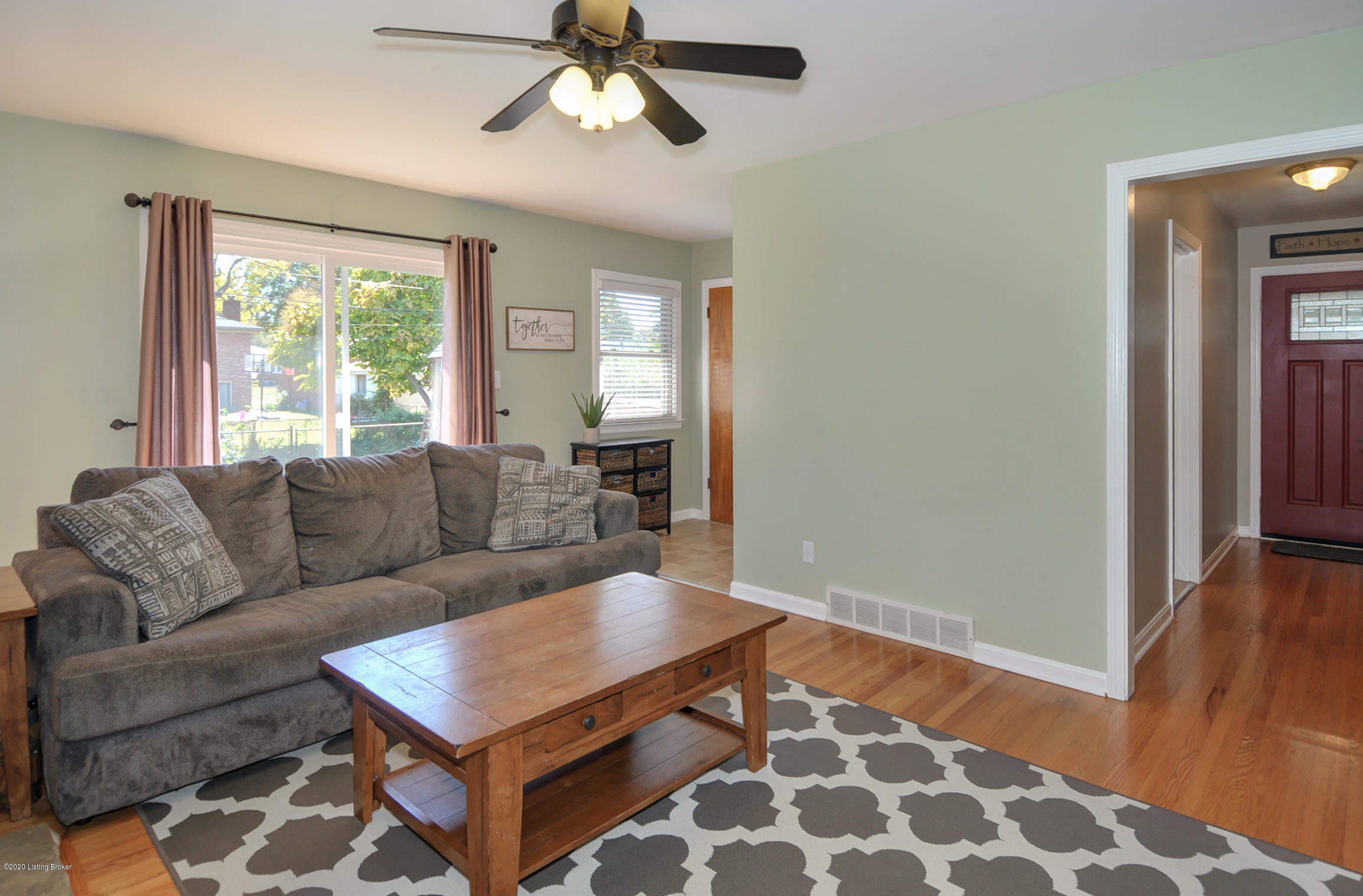 2914 Sheldon Road Louisville, KY 40218 - Photo 9 of 38 7-2914SheldonRd