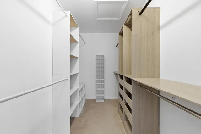 $280,000 | 28211 Oakmonte Circle East, New Hudson, MI 48165