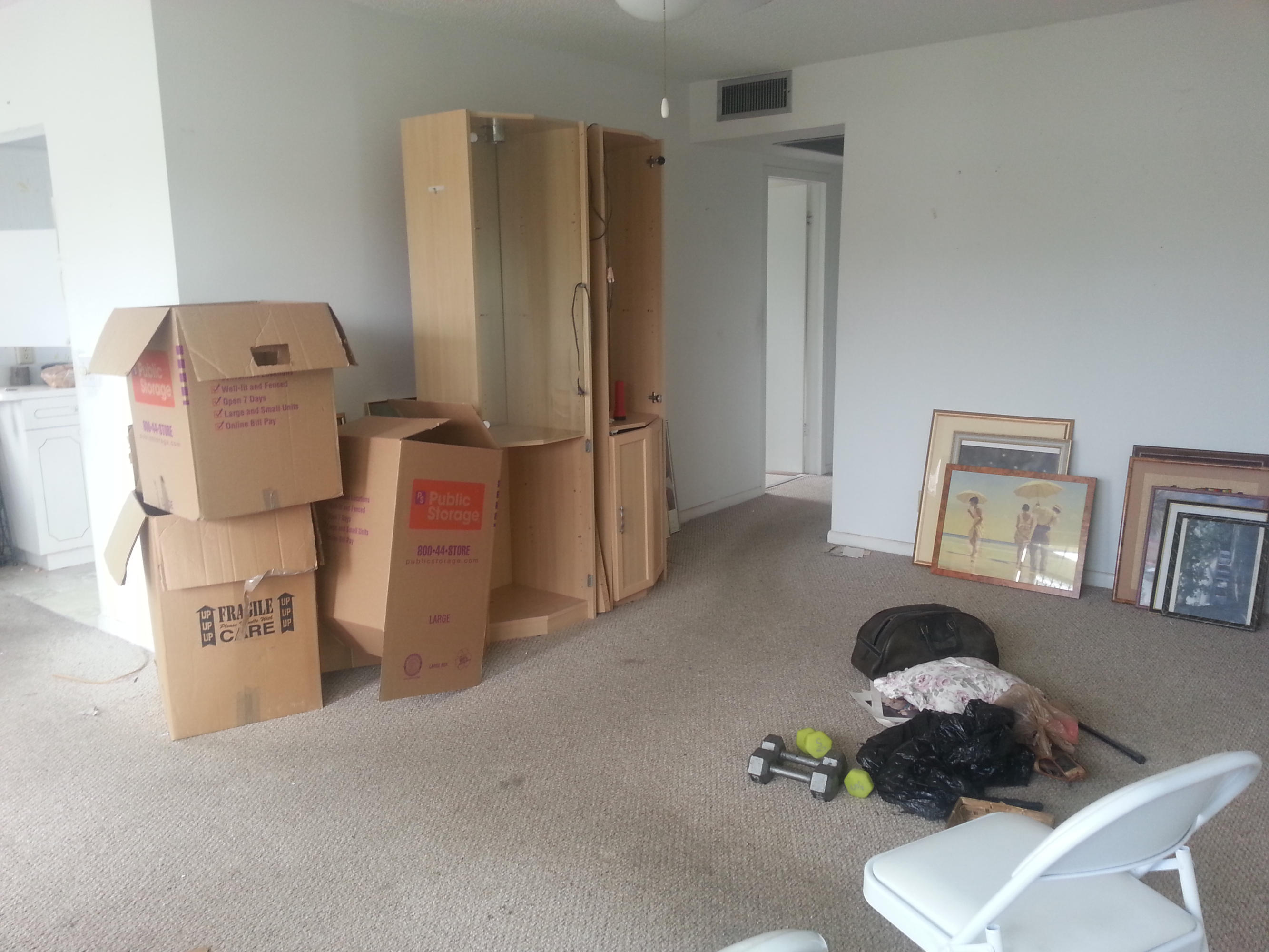 533 Fanshaw North, Unit M Boca Raton, FL 33434 - Photo 2 of 6 Living Room