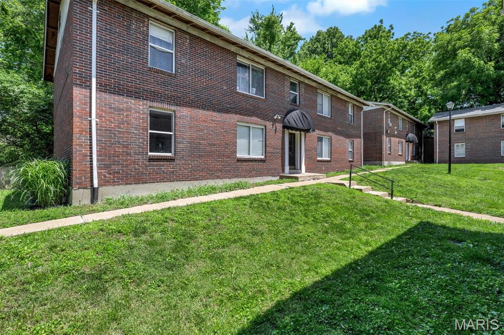249 Chambers Road Riverview, MO 63137 - Photo 33 of 45