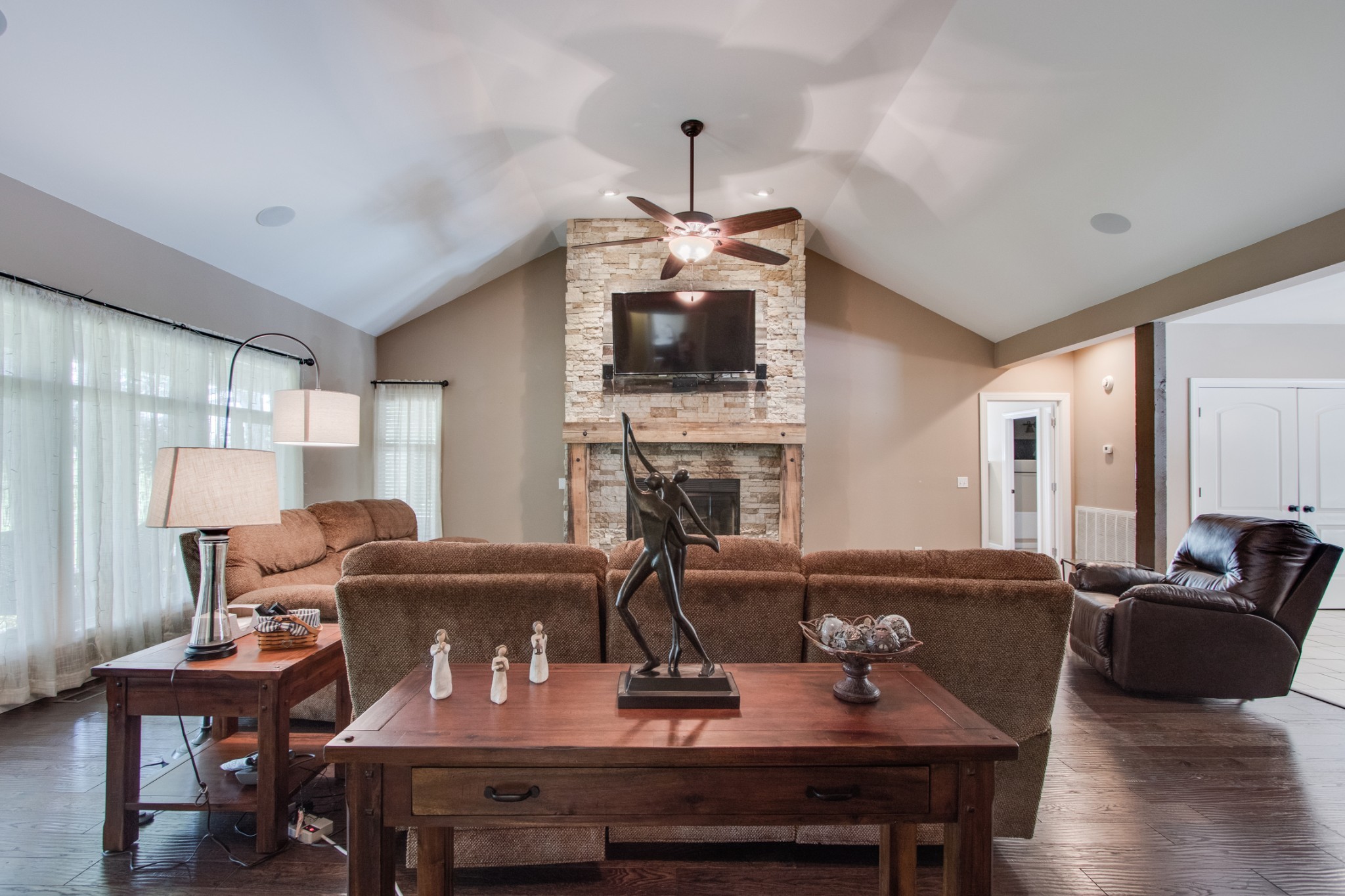 725 Fowler Ford Road Portland, TN 37148 - Photo 6 of 35 a view of a dining room with furniture