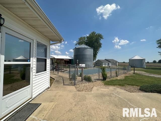9937 East Loami Road Loami, IL 62661 - Photo 39 of 57