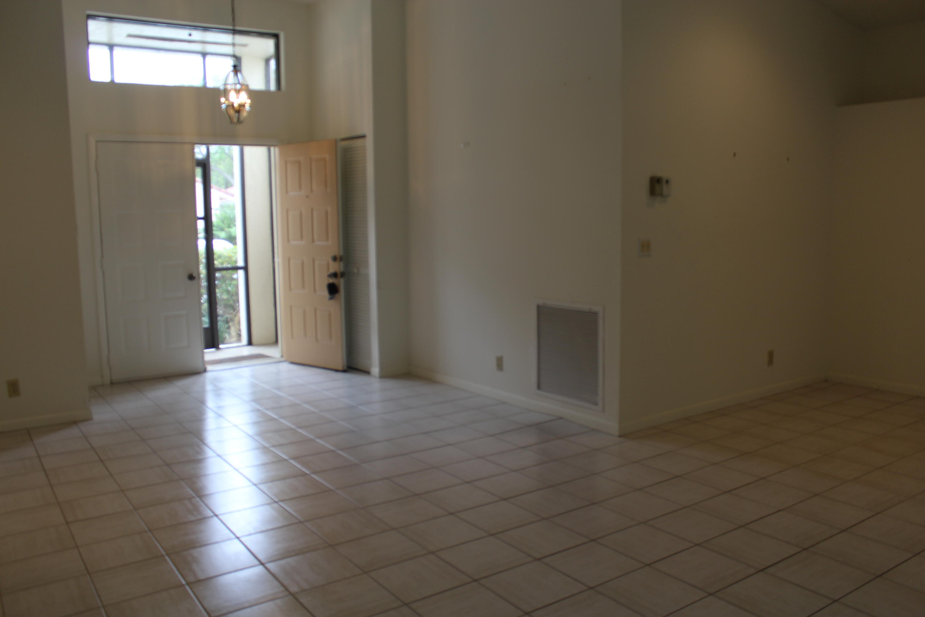 8471 Leeway Lane Boynton Beach, FL 33436 - Photo 8 of 24 IMG_6241