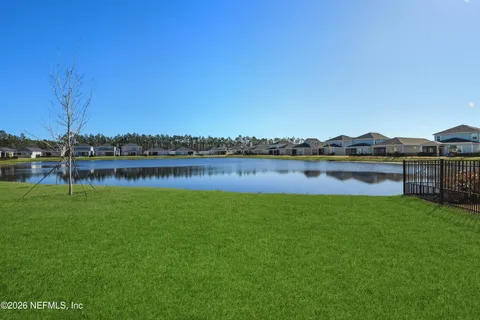 a picture of a bench in room