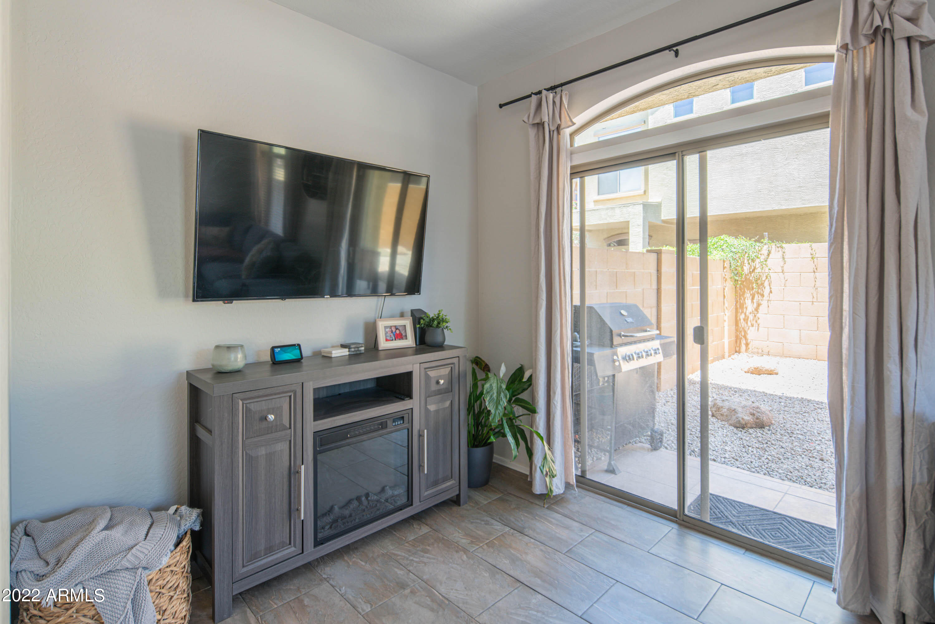 2150 East Bell Road, Unit 1154 Phoenix, AZ 85022 - Photo 4 of 26 ebr-16