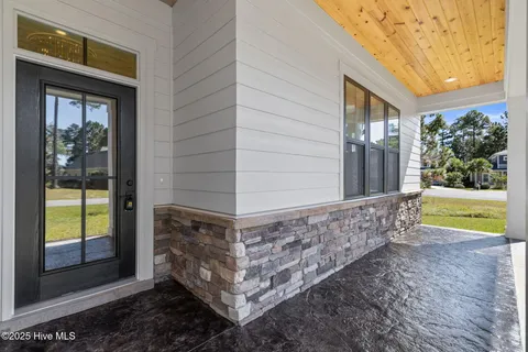 $825,000 | 613 Riverwood Drive Southeast, Bolivia, NC 28422