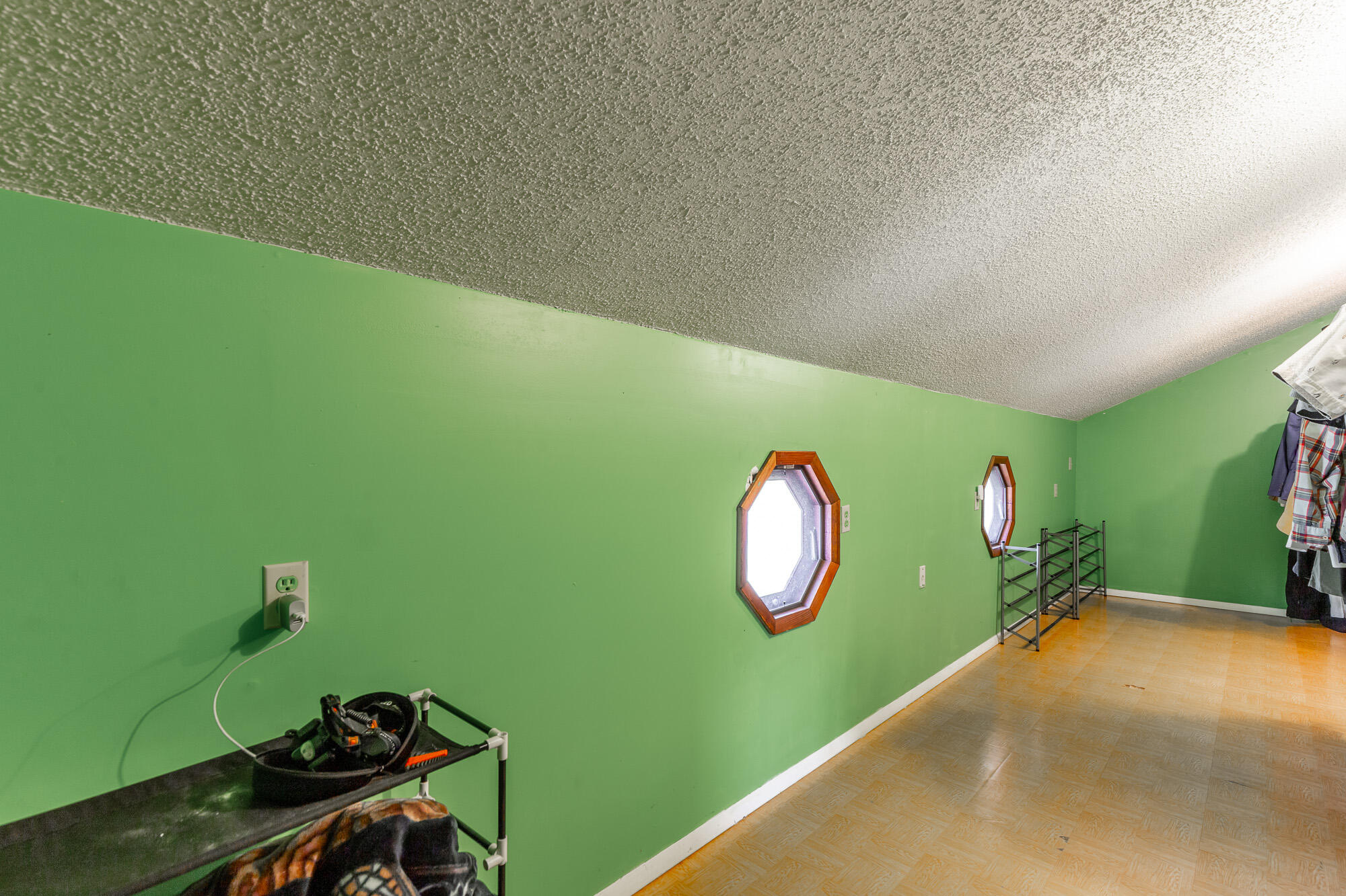 594 Rakestraw Road McDonald, TN 37353 - Photo 33 of 67 Shared walk-in closet