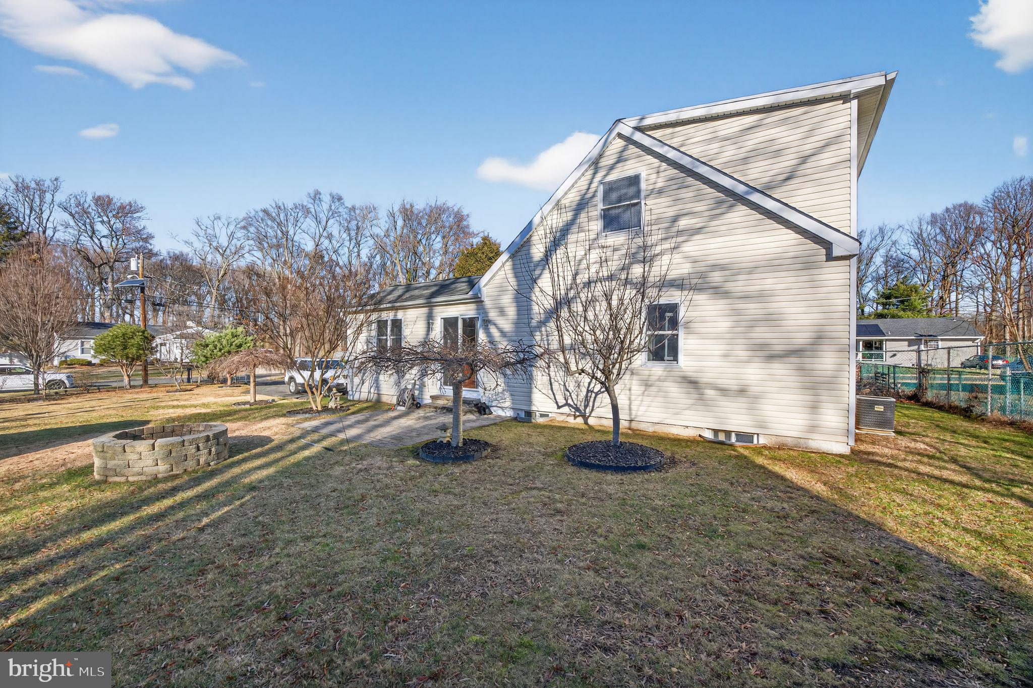 81 Ribsam Street Hamilton, NJ 08619 - Photo 3 of 28