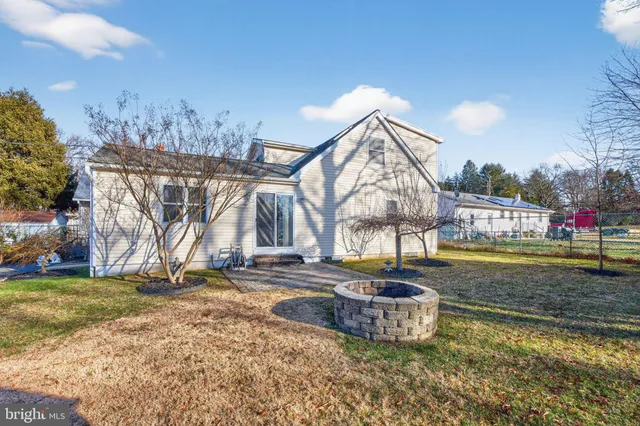 $425,000 | 81 Ribsam Street, Hamilton, NJ 08619