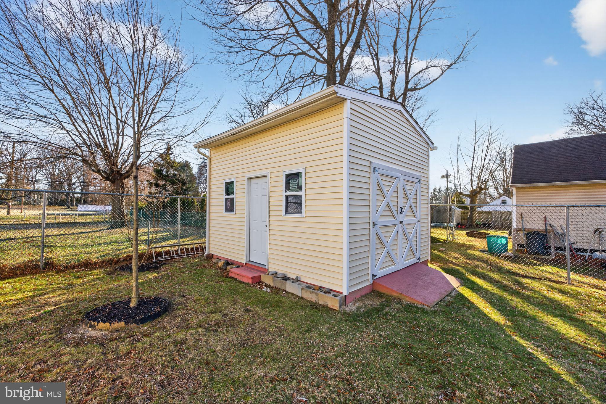 81 Ribsam Street Hamilton, NJ 08619 - Photo 5 of 28