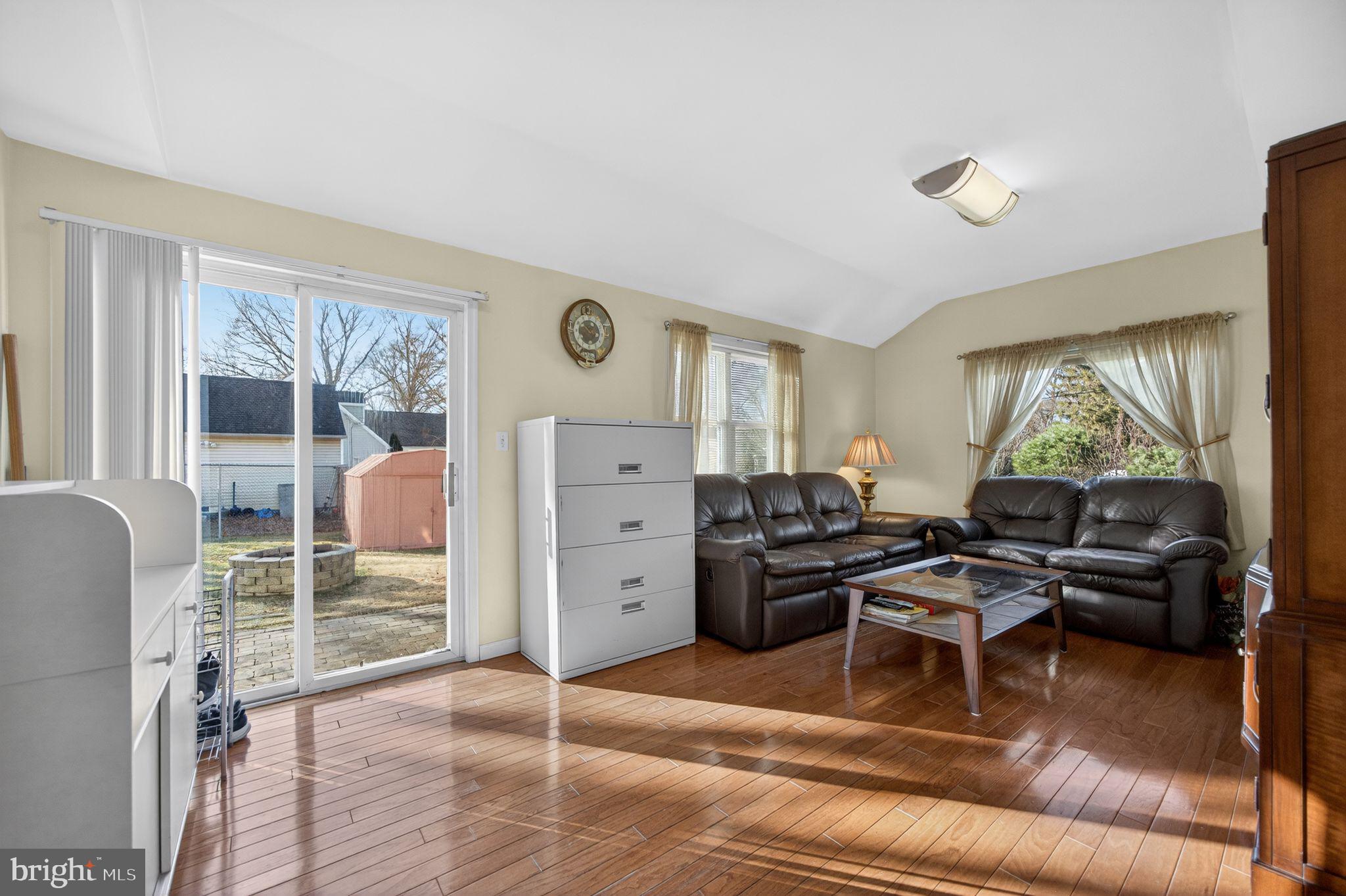 81 Ribsam Street Hamilton, NJ 08619 - Photo 8 of 28