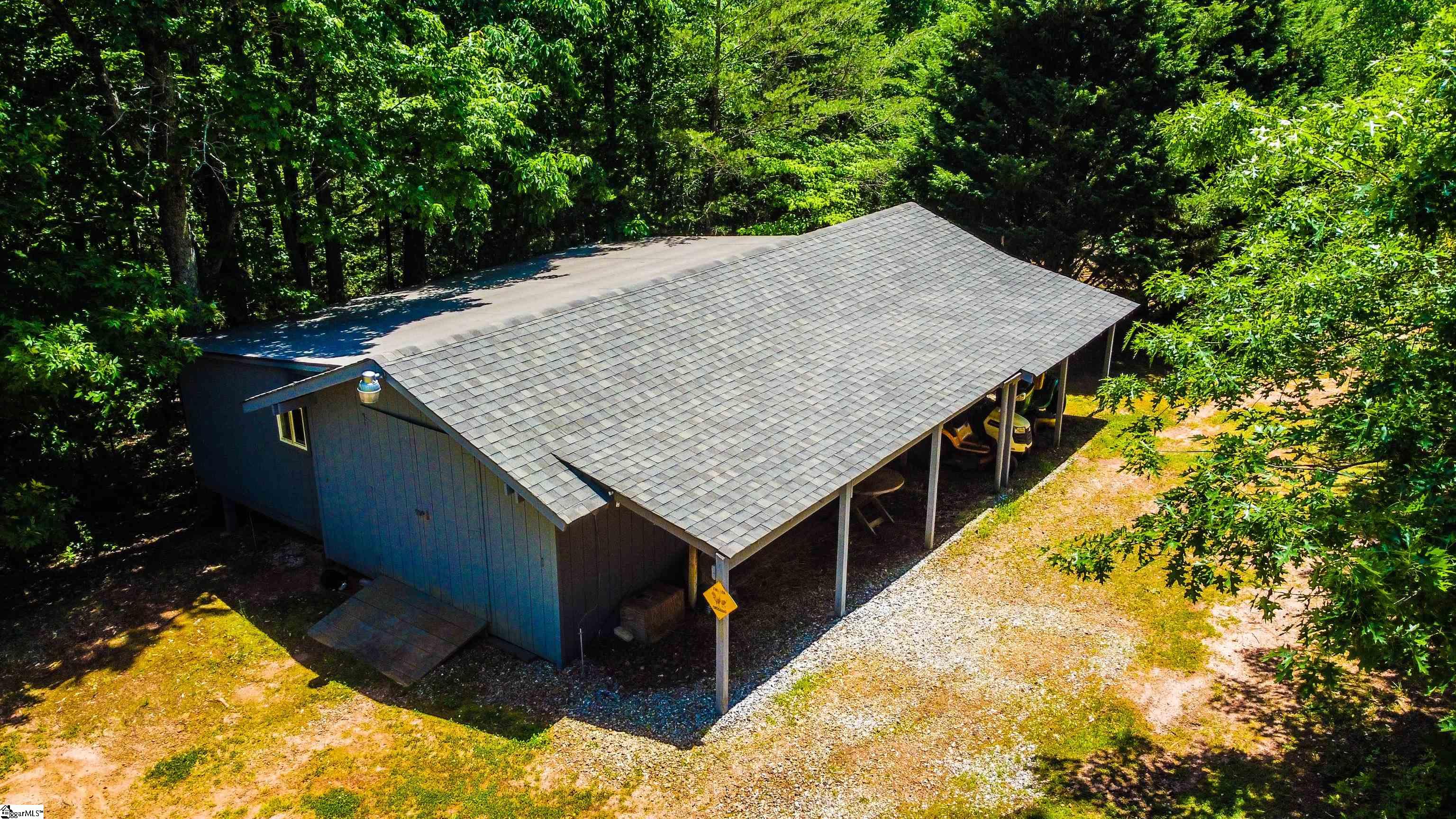 1109 Oak Grove Road Landrum, SC 29356 - Photo 13 of 36