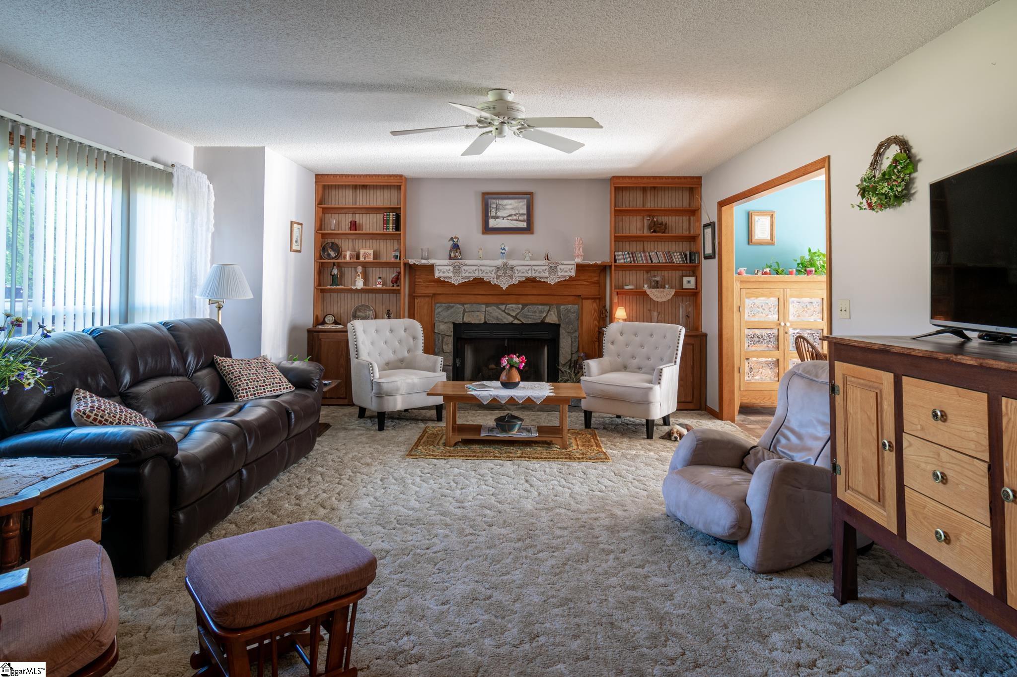 1109 Oak Grove Road Landrum, SC 29356 - Photo 23 of 36