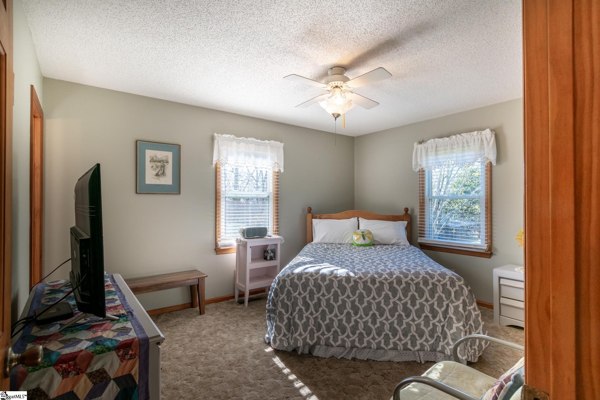1109 Oak Grove Road Landrum, SC 29356 - Photo 27 of 36