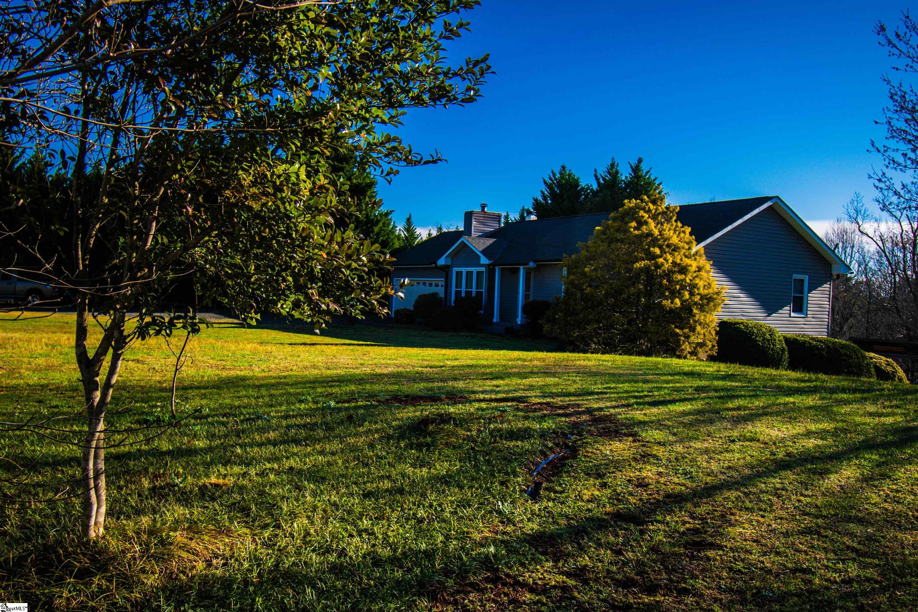 1109 Oak Grove Road Landrum, SC 29356 - Photo 3 of 36