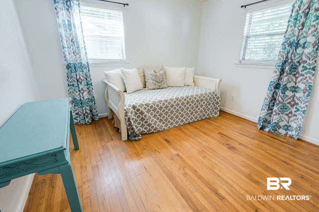 154 Orange Avenue Fairhope, AL 36532 - Photo 12 of 24 Bedroom 3