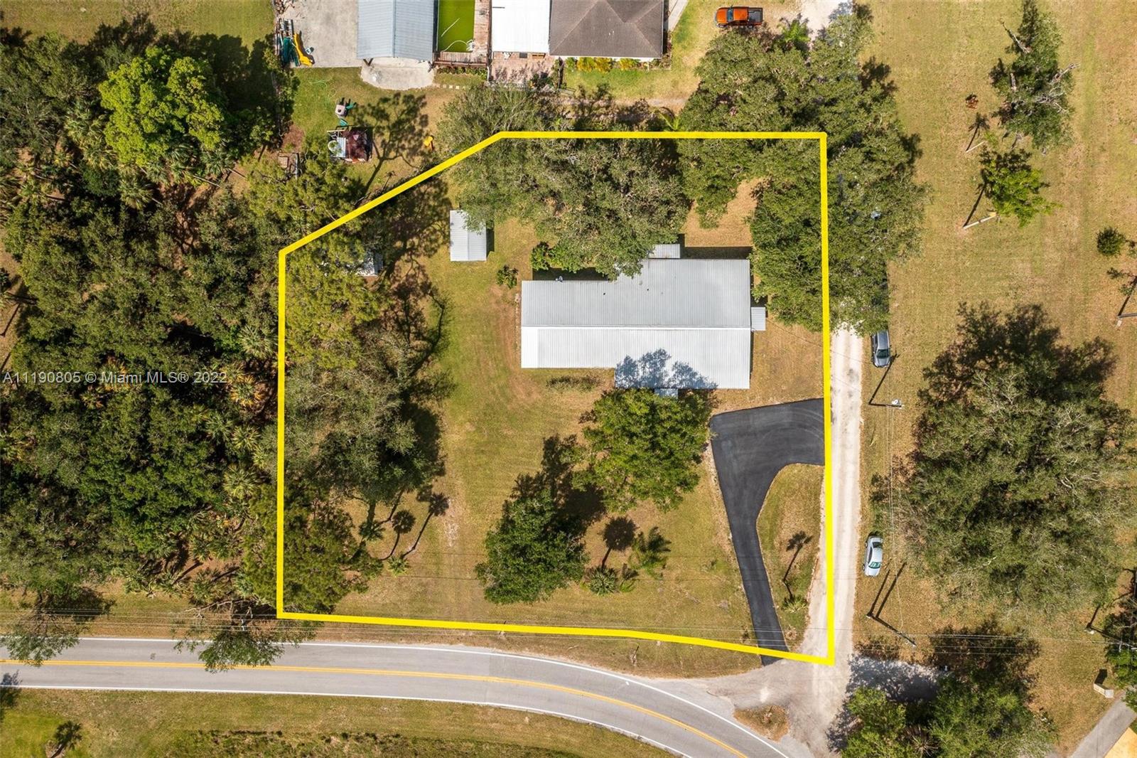 2054 Fort Denaud Road LaBelle, FL 33935 - Photo 31 of 32 Gallery Image 31