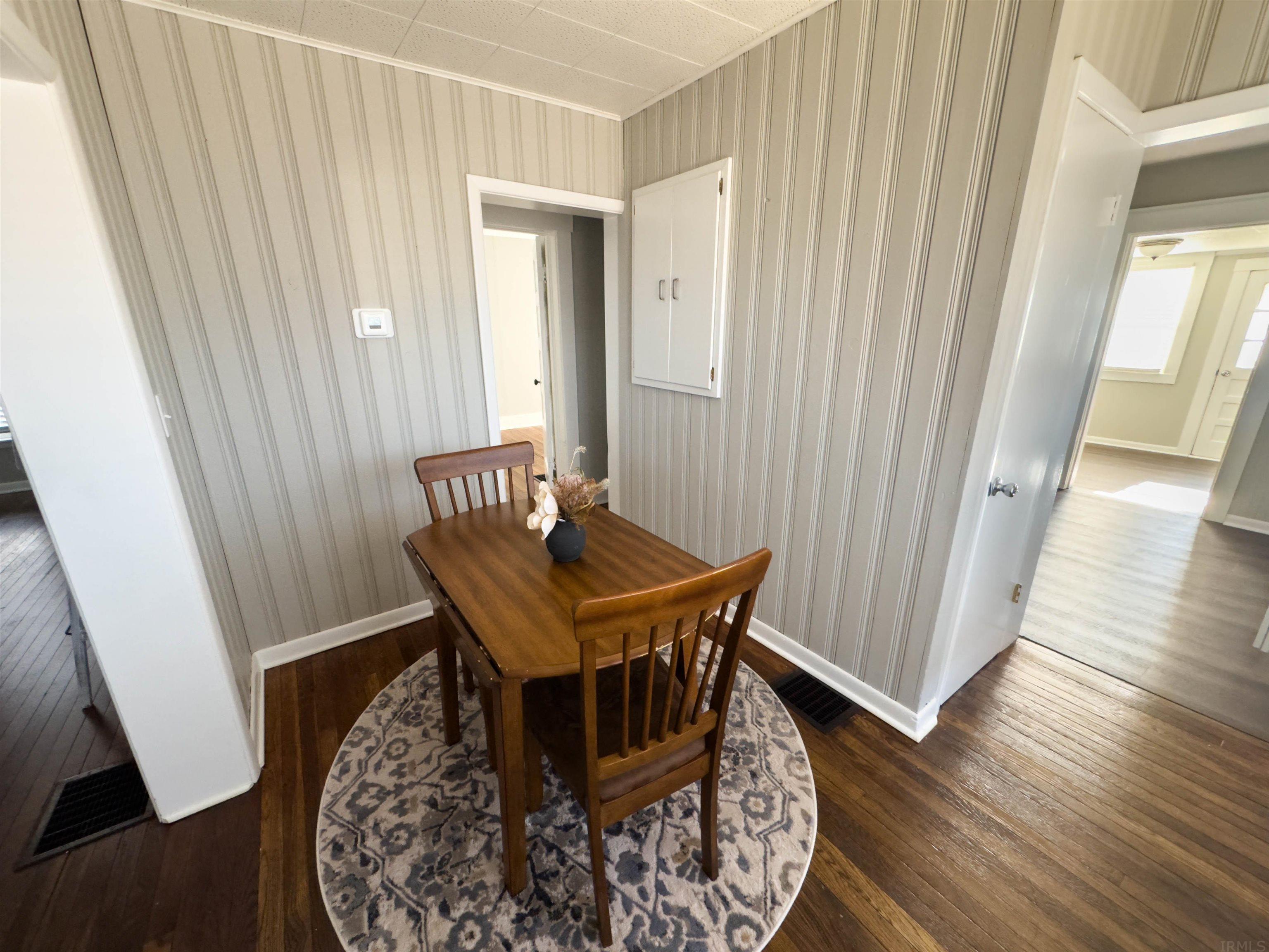 926 18th Street Bedford, IN 47421 - Photo 10 of 35