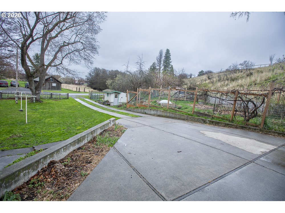 204 Crook Street La Grande, OR 97850 - Photo 22 of 30