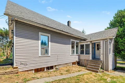 $459,999 | 140 South Cambrian Avenue, Bremerton, WA 98312