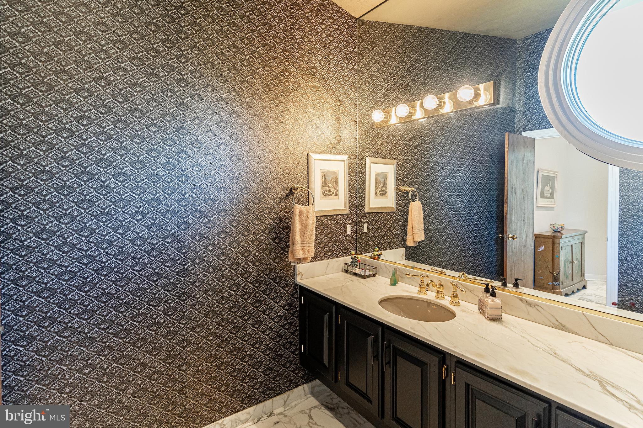 9129 Persimmon Tree Road Potomac, MD 20854 - Photo 19 of 51 Formal Powder Room