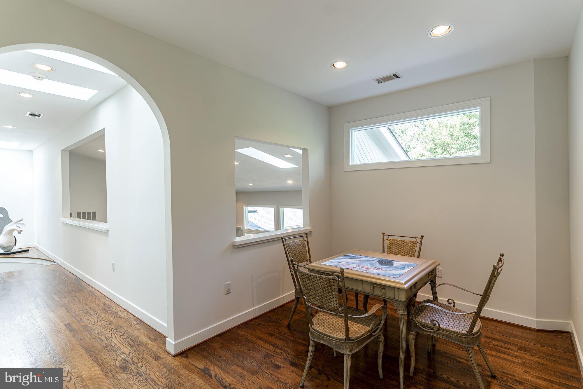 9129 Persimmon Tree Road Potomac, MD 20854 - Photo 31 of 51 Upper Level Lounge/Homework Area