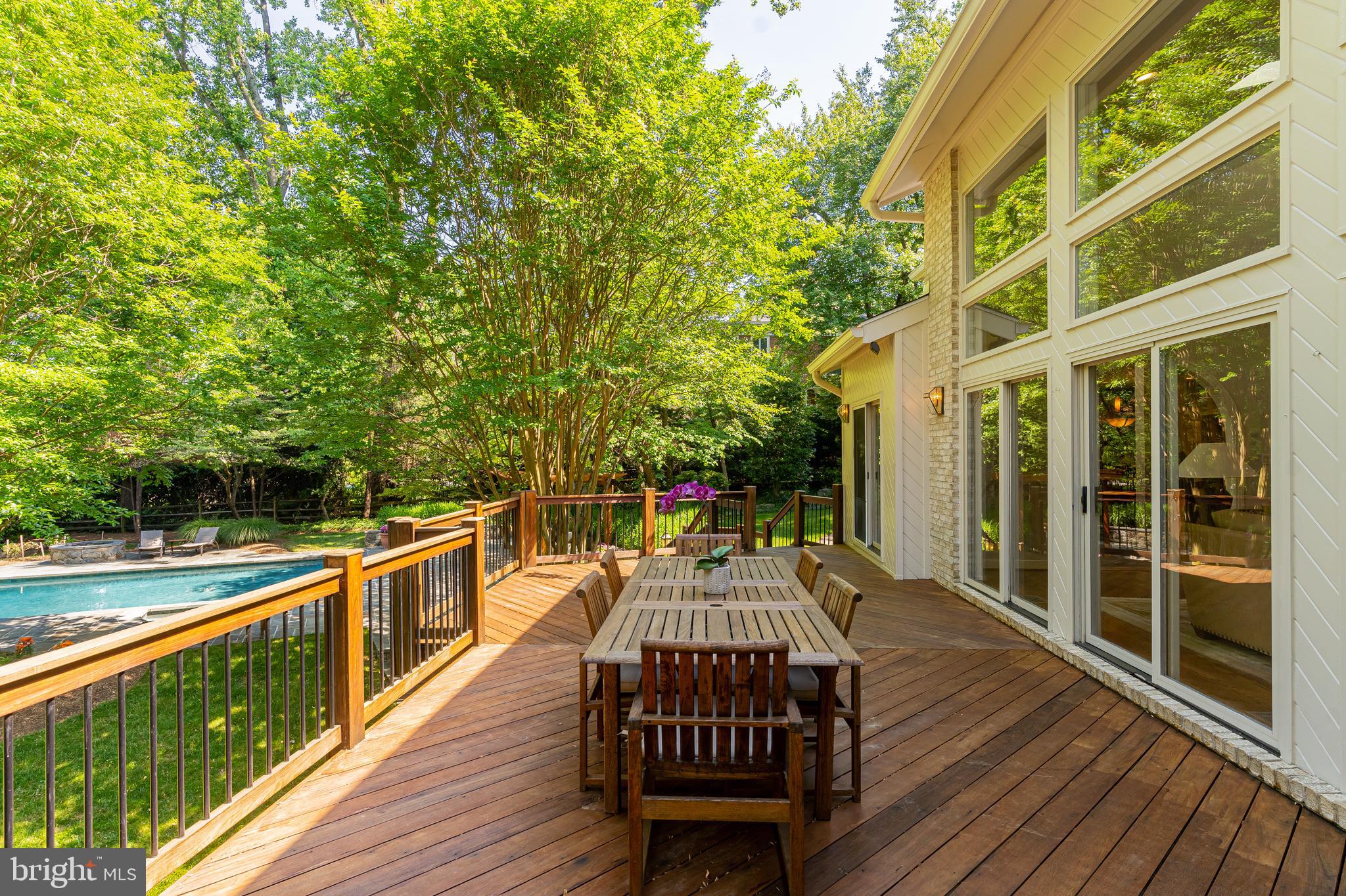 9129 Persimmon Tree Road Potomac, MD 20854 - Photo 46 of 51 Relax with a Cocktail at the End of the Day