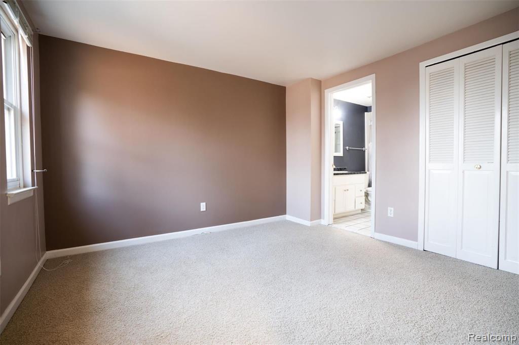 388 Willow Grove Lane Rochester Hills, MI 48307 - Photo 16 of 19