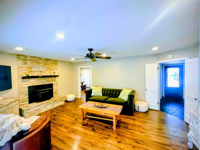 $2,950 | 820 Blue Bell Court, Placerville, CA 95667