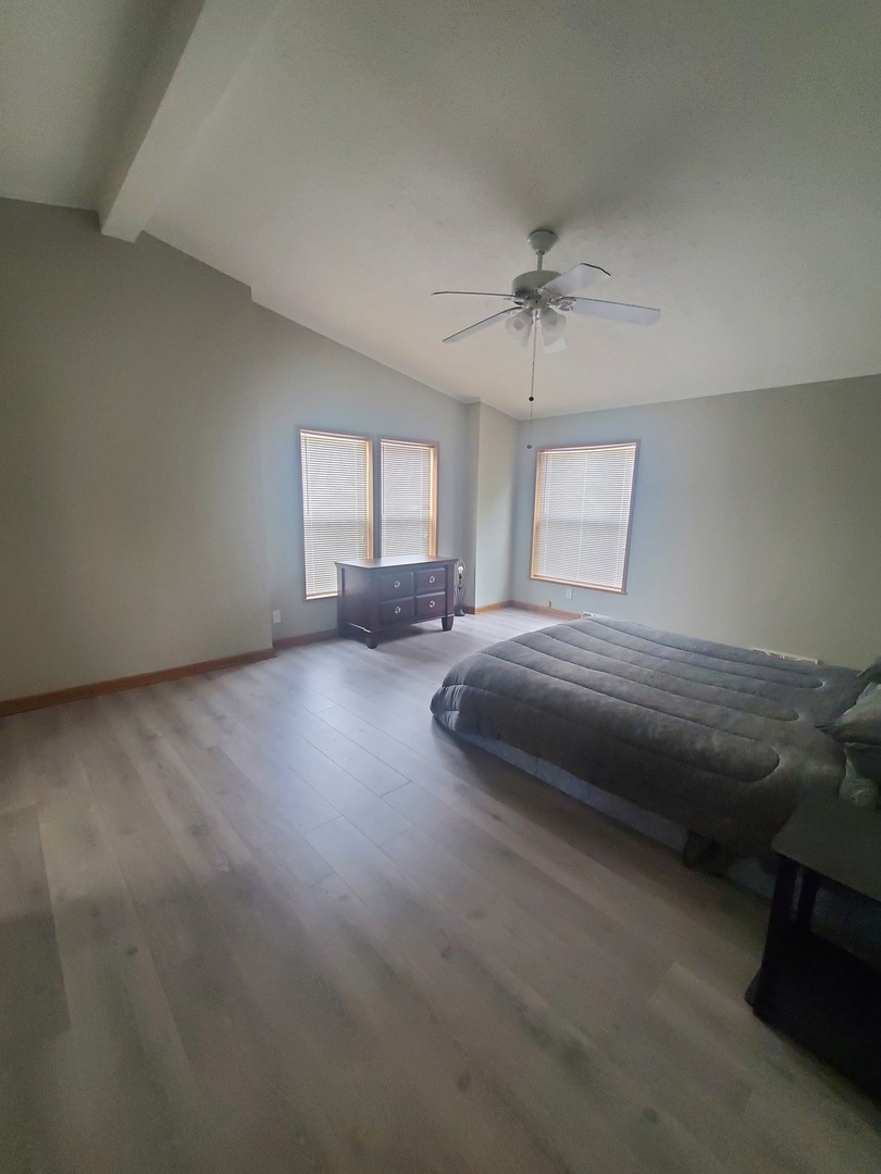 1165 Country Club Road Elgin, IL 60123 - Photo 12 of 20