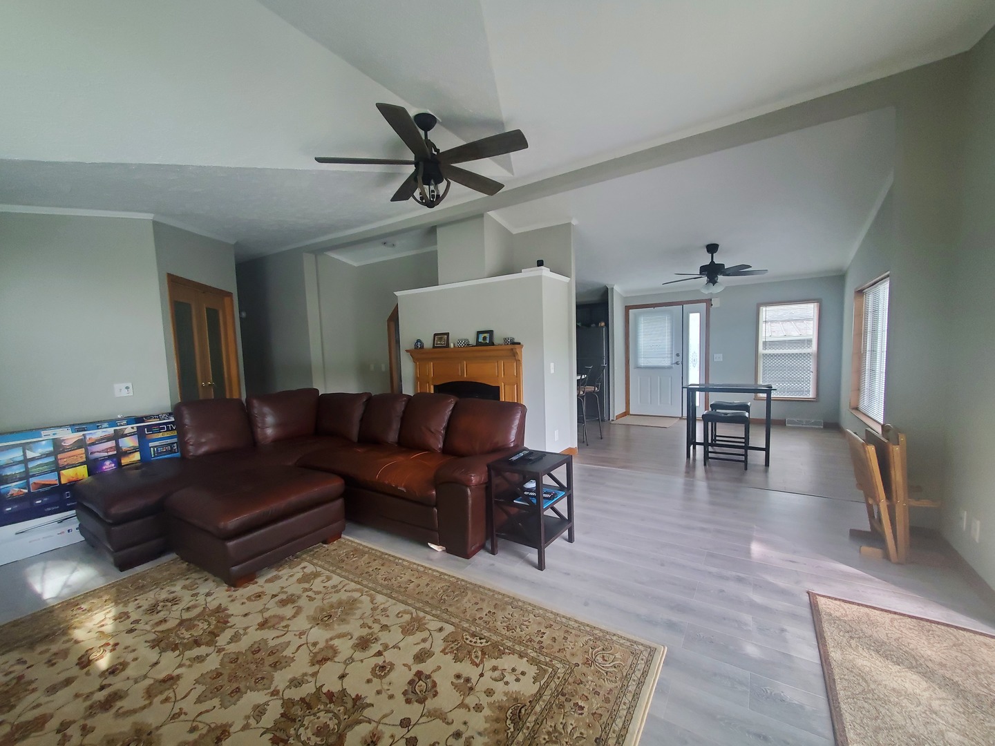 1165 Country Club Road Elgin, IL 60123 - Photo 6 of 20