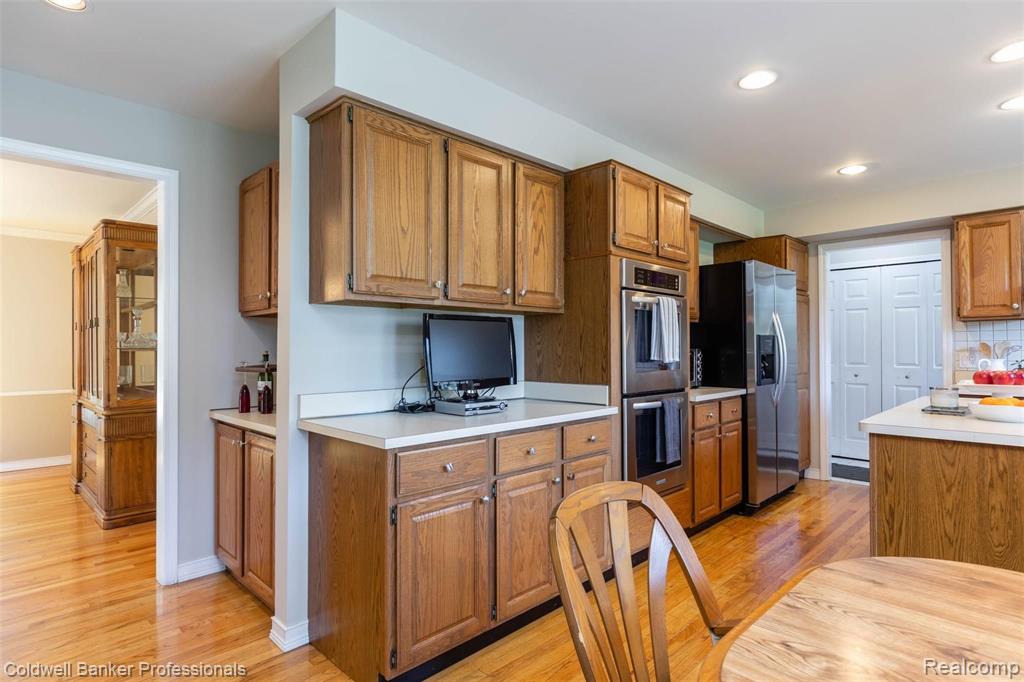 3472 Wedgewood Drive Rochester Hills, MI 48306 - Photo 12 of 46