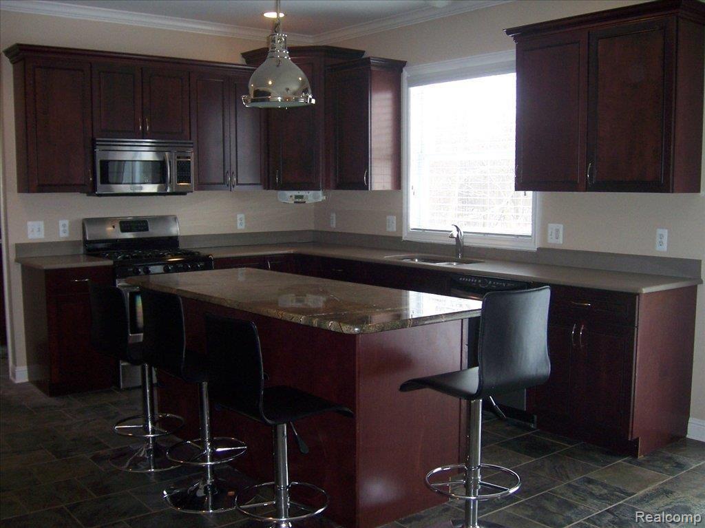 1651 West Avon Road Rochester, MI 48309 - Photo 5 of 19 Kitchen "Prep" Area