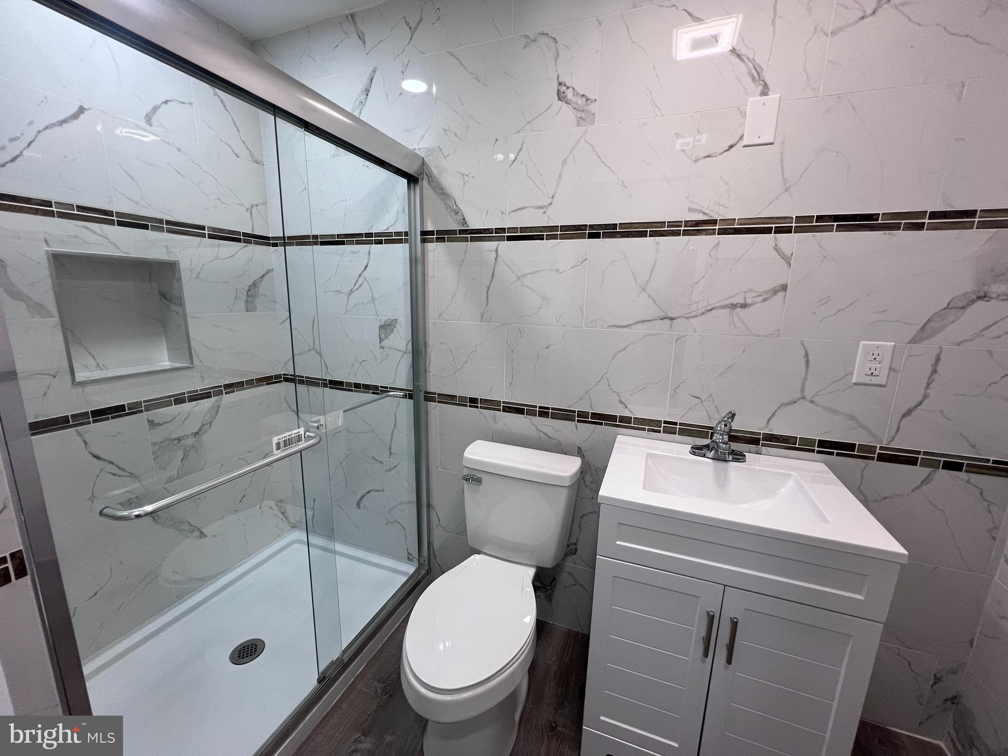 307 Fairview Street Reading, PA 19605 - Photo 8 of 10