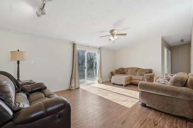 $185,000 | 1254 Grand Road, Fort Scott, KS 66701