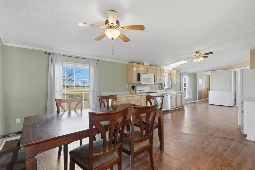 1254 Grand Road Fort Scott, KS 66701 - Photo 6 of 29