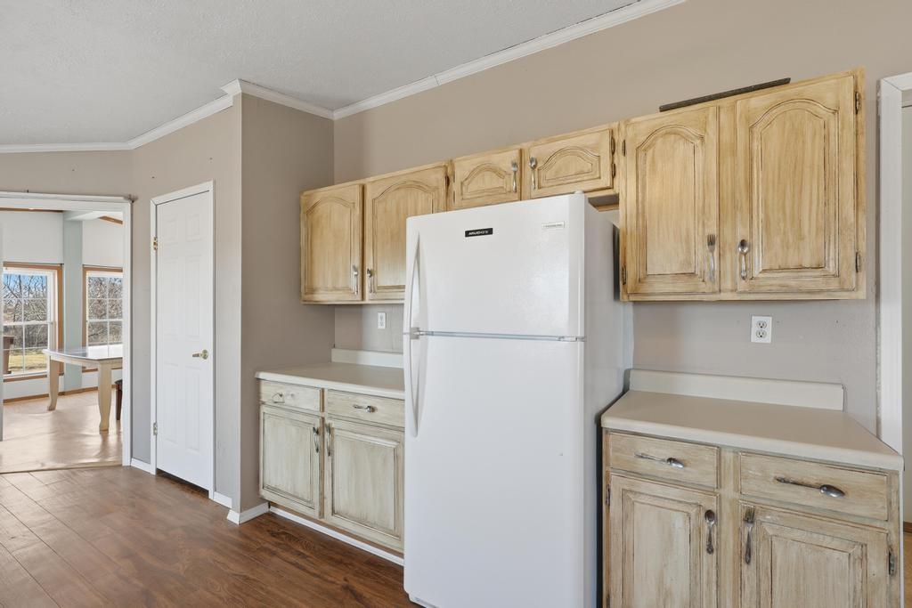 1254 Grand Road Fort Scott, KS 66701 - Photo 9 of 29