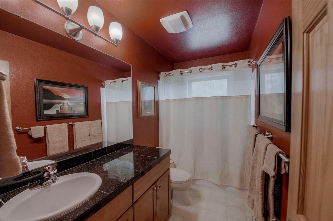 493 Rena Road Breckenridge, CO 80424 - Photo 7 of 30 Full bathroom on main floor.