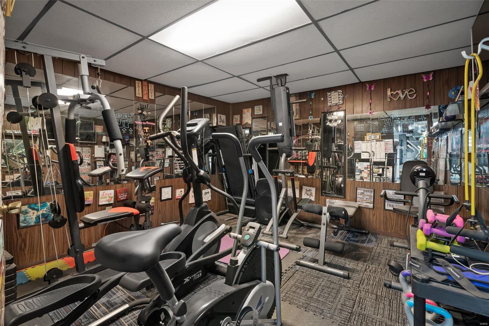 2520 Pershall Road St. Louis, MO 63136 - Photo 17 of 22 Gallery Image 17