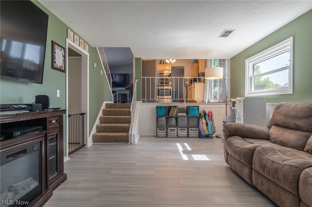 5536 Reef Road Mentor, OH 44060 - Photo 16 of 22 Gallery Image 16