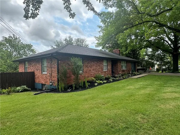 $284,900 | 609 Salem Road, Excelsior Springs, MO 64024