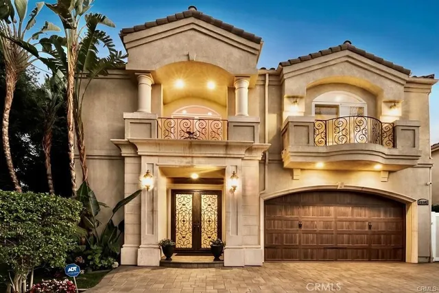 $3,151,000 | 15102 Greenleaf Street, Sherman Oaks, CA 91403