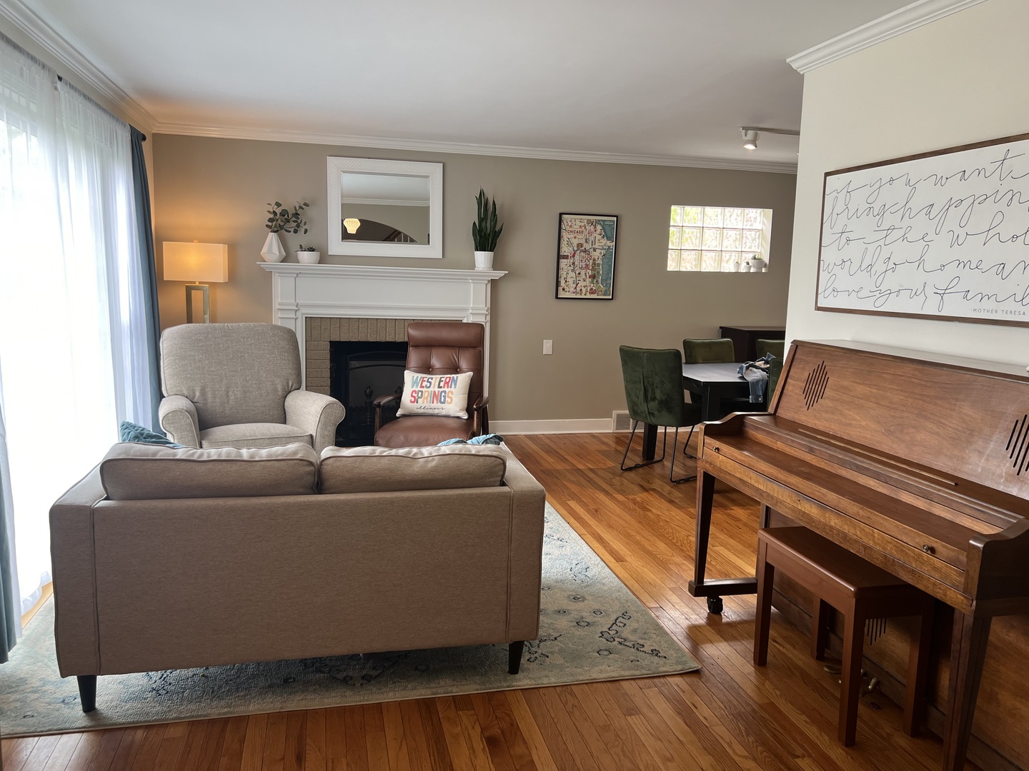 4716 Wolf Road Western Springs, IL 60558 - Photo 3 of 16