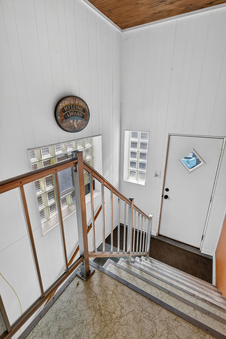 7048 35th Street Berwyn, IL 60402 - Photo 23 of 41